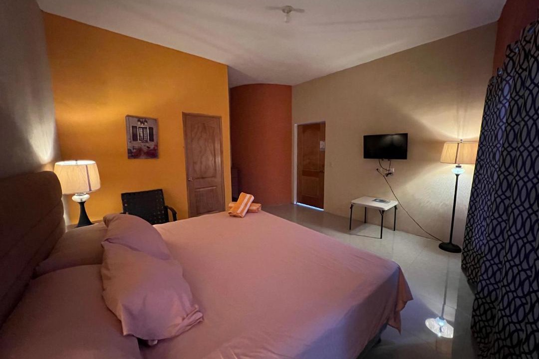 Photo of Bedroom in Flores
