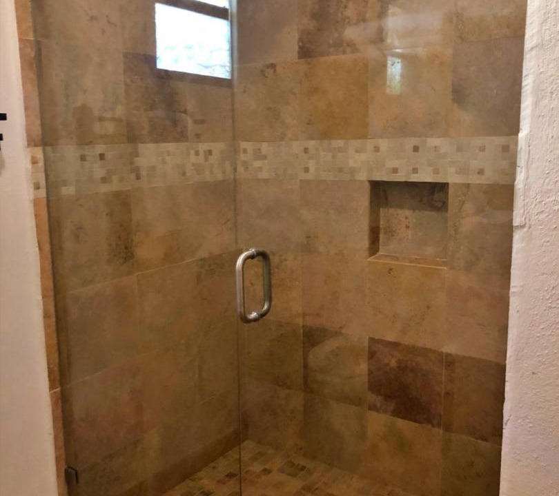 Photo of Bathroom in San Antonio de Las Alazanas
