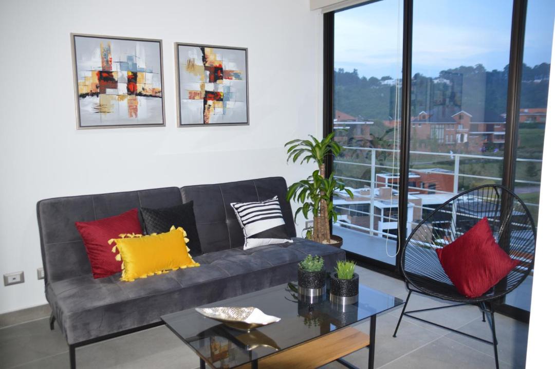 Photo of Livingroom in Zona 16