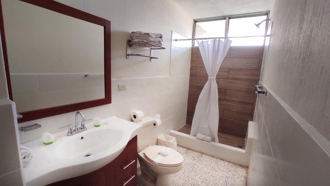 Photo of Bathroom in Zona 10