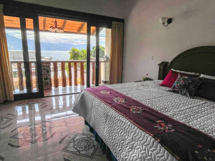 Photo of Bedroom in San Pedro La Laguna