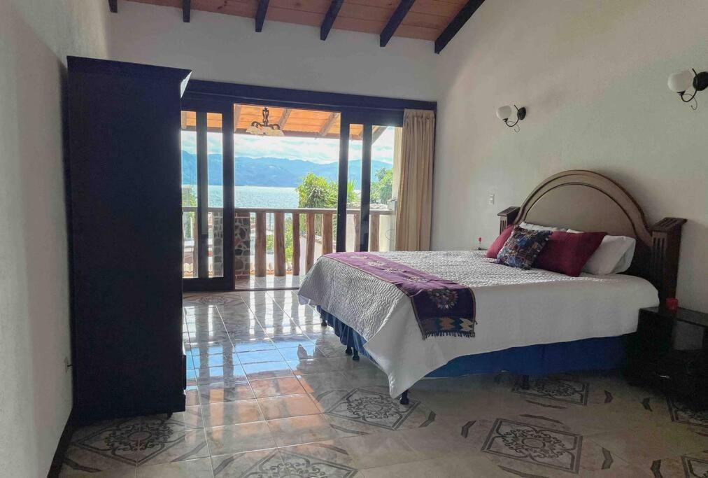 Photo of Bedroom in San Pedro La Laguna