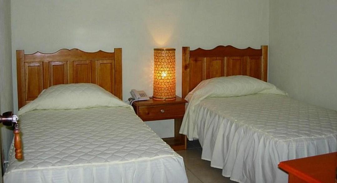 Photo of Bedroom in Flores