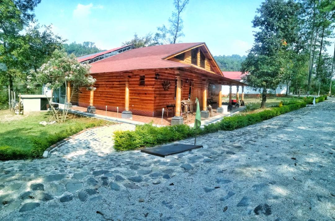 Photo of Buildings in San Martin Jilotepeque