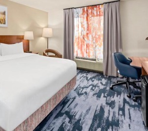 Fairfield Inn 