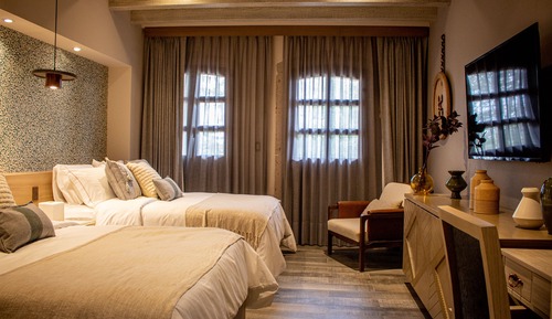 Grand Room, 2 Queen Beds, Non Smoking, Garden View