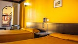 Economy Double Room, 2 Queen Beds