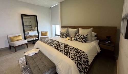 2 Bedroom Suite with 2 King Beds, One Sofa Bed, Non-Smoking