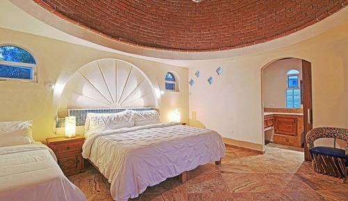 Superior Villa