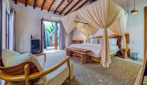 Master Suite (2)