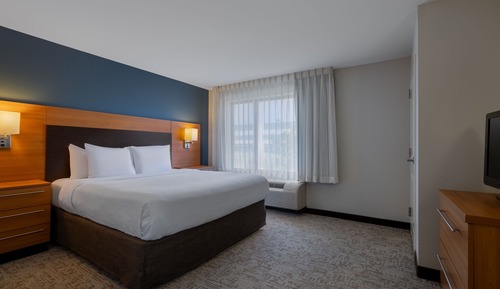 Suite, 1 Bedroom (Mobility/Hearing Accessible, Tub)