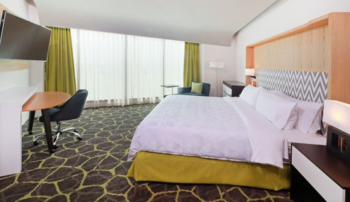 Standard Room, 1 King Bed, City View