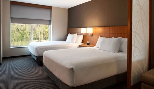 Deluxe Room, 2 Queen Beds (with Sofa Sleeper)