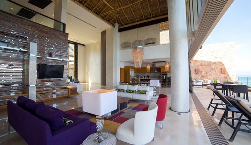 3 Bedroom Suite Ocean Front