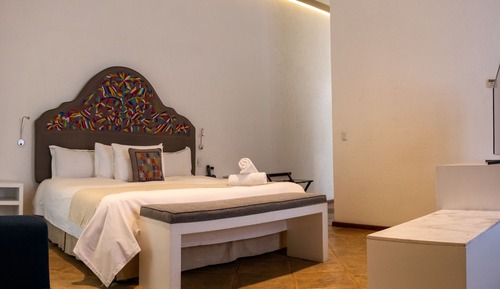 Superior King Private Room Ensuite