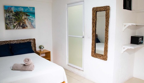 Standard Room, 1 Queen Bed