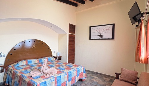 Family Studio Suite, Balcony, Mountain View