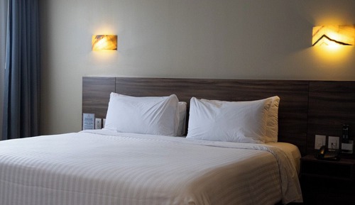 Junior Suite, 1 King Bed, Kitchenette