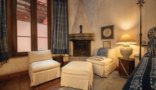 Junior Suite, 1 King Bed, Non Smoking, Fireplace