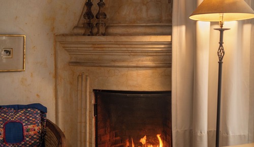 Deluxe Room, 1 King Bed, Fireplace