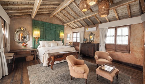Suite, 1 King Bed, Fireplace, Mountain View