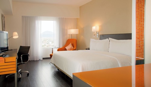 Superior Room, 1 King Bed