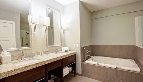 Suite, 1 Bedroom, Accessible, Balcony (Jetted Tub)