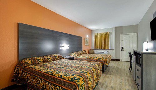 Room, 2 Queen Beds, Smoking