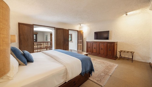Deluxe Suite (All rooms are different)