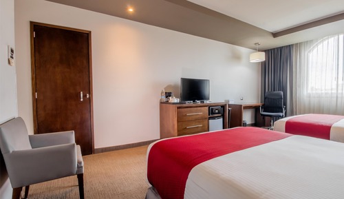 Standard Room, 2 Queen Beds, Non Smoking, Connecting Rooms