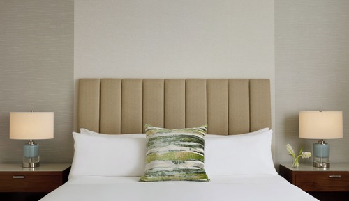 Classic Room, 1 King Bed