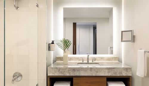 Premium Room, 2 Queen Beds, Accessible, Club Lounge Access