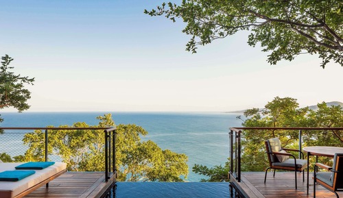 Panoramic Tree House (Ocean)