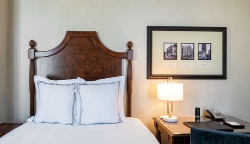Standard Room, 1 Queen Bed