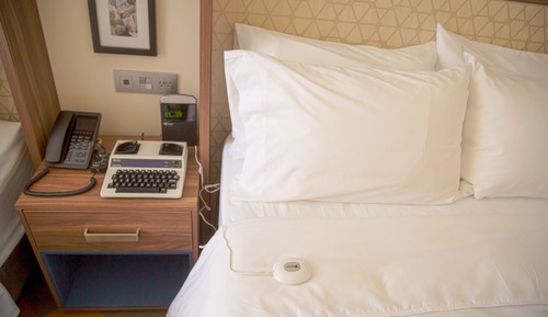Standard Room, 1 King Bed, Accessible (Low Floor)