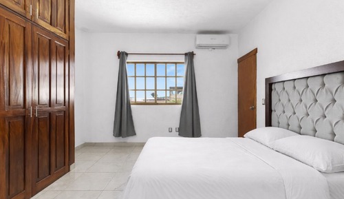Grand Villa