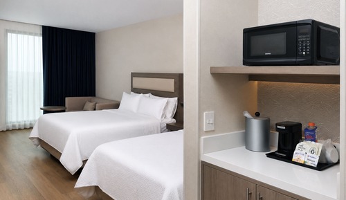 Standard Room, 2 Queen Beds (Extra Floor Space)