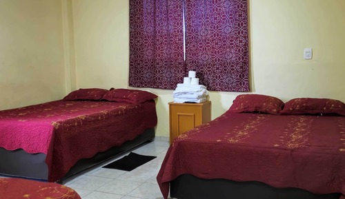 Room, Multiple Beds