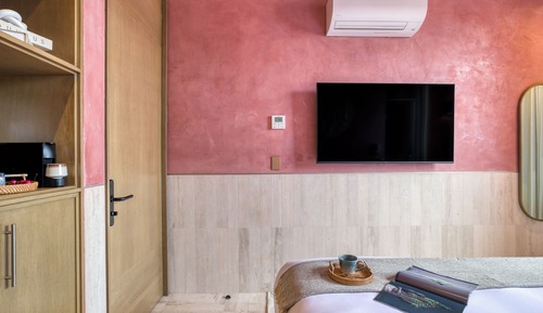 Classic Suite, City View