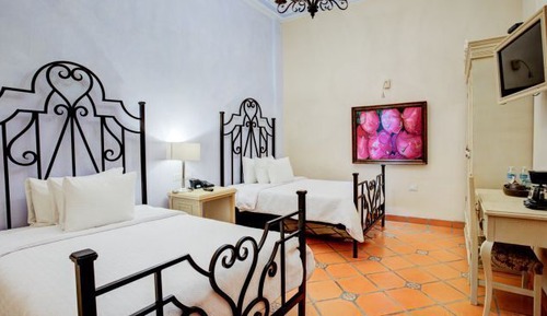 Standard Room, 2 Double Beds
