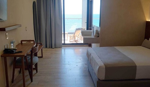 Premium Room, 2 Queen Beds, Ocean View