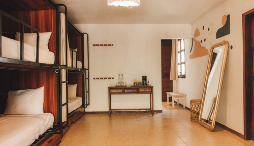 Family Room, Garden View