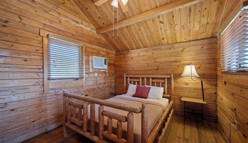 Basic Cabin, 1 Queen Bed, Shared Bathhouse, ADA