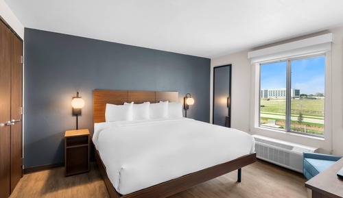 Suite, 1 King Bed, Non Smoking