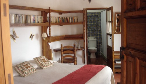 Standard Room, 1 Queen Bed