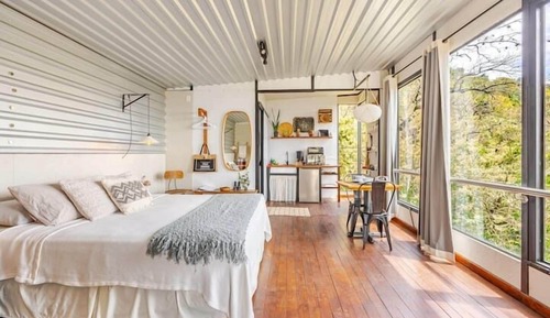Design Studio Suite, 1 Queen Bed, Garden View