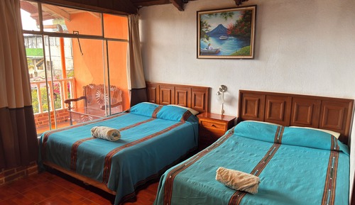Comfort Room, Lake View
