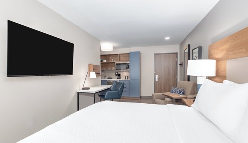 Studio Suite, 1 King Bed, Accessible, Non Smoking (Communications)