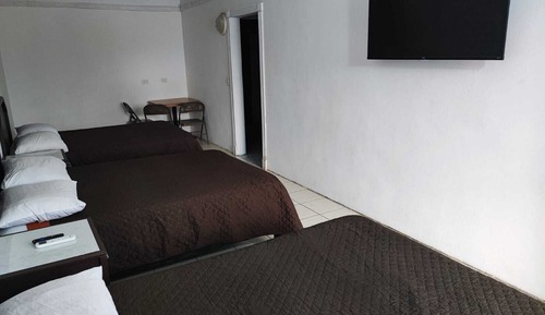 Classic Triple Room