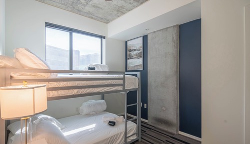 Classic Apartment, 2 Bedrooms, Non Smoking, Refrigerator